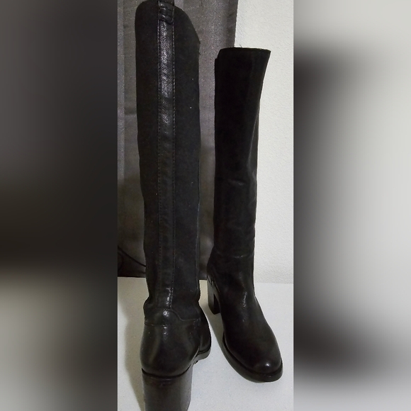 Frye black boots size 6 - Picture 3 of 11